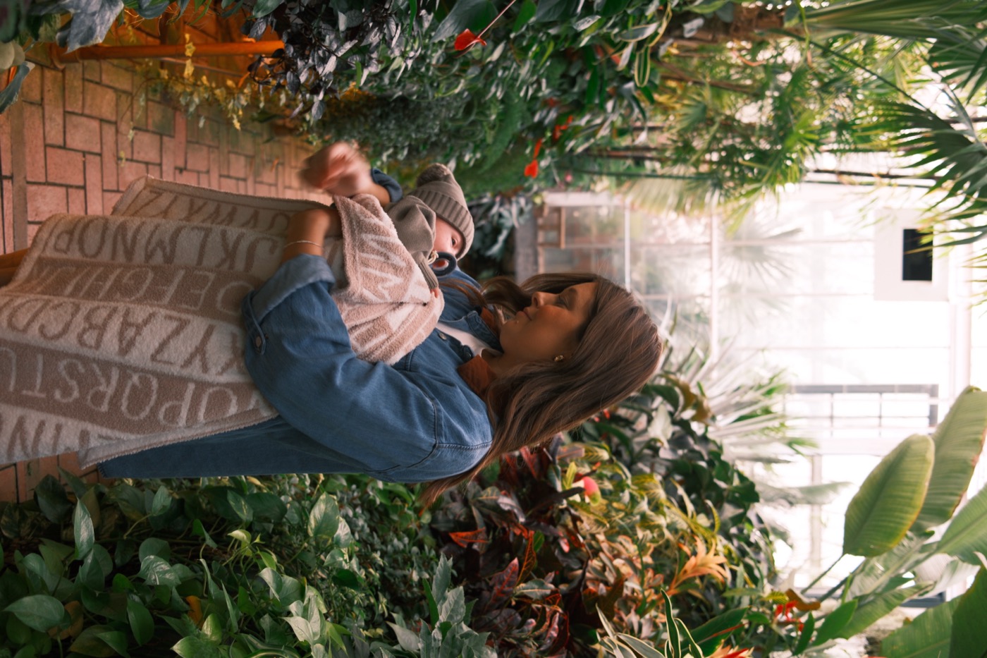 Motherhood and baby content